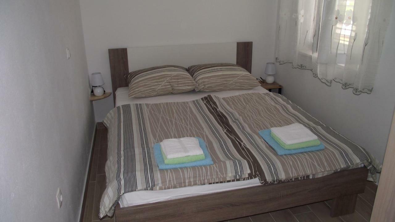 Apartmani Filip Zadar Diklo Buitenkant foto