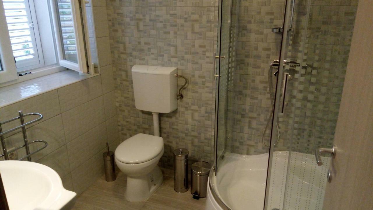 Apartmani Filip Zadar Diklo Buitenkant foto