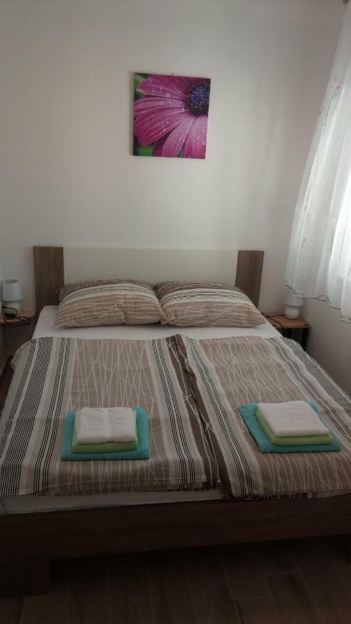 Apartmani Filip Zadar Diklo Buitenkant foto
