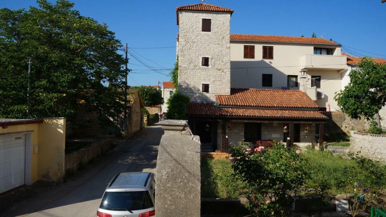 Apartmani Filip Zadar Diklo Buitenkant foto